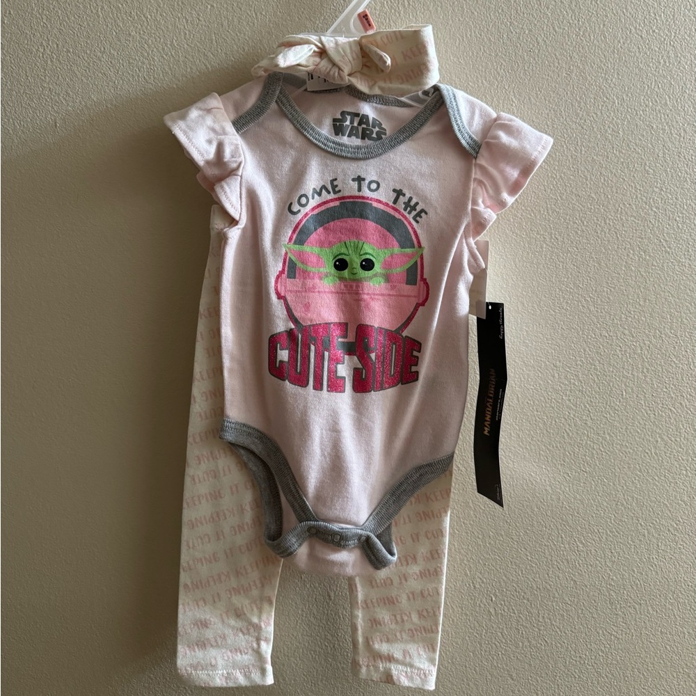 3 piece Baby Yoda 3-6M set